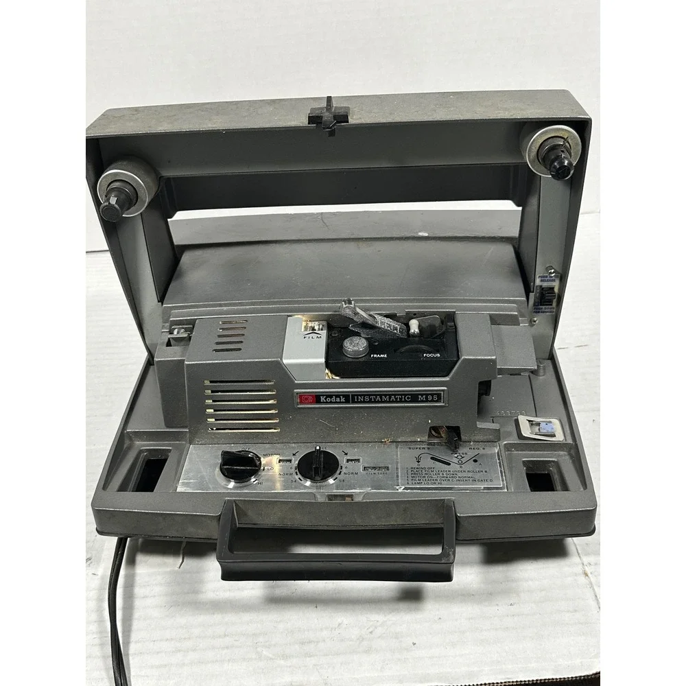 Kodak Instamatic M95 MovieProjector Vintage Super 8 Regular 8mm Gray Made in USA
